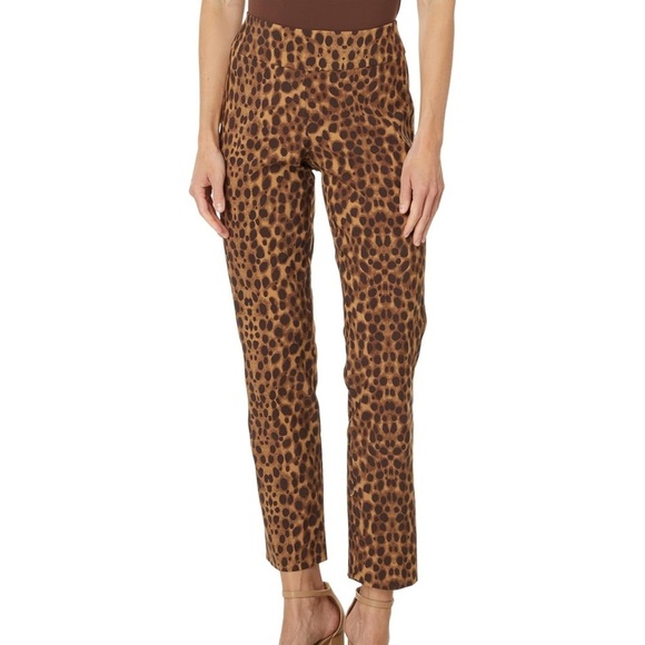 krazy larry Pants - Women’s Krazy Larry leopard animal print straight leg pull on pants Size 4